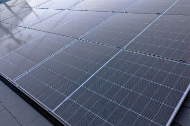 写真：太陽光パネル